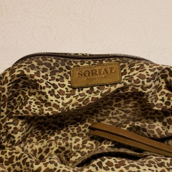 Vintage Sorial crossbody bag. - Picture 6 of 8